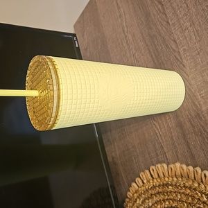 Starbucks Yellow grid cold cup